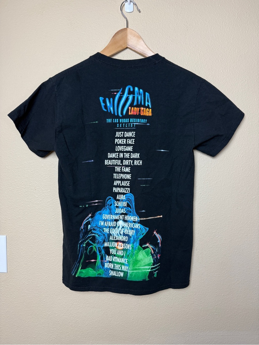 Lady Gaga ENIGMA Las Vegas Women’s T Shirt Size Small